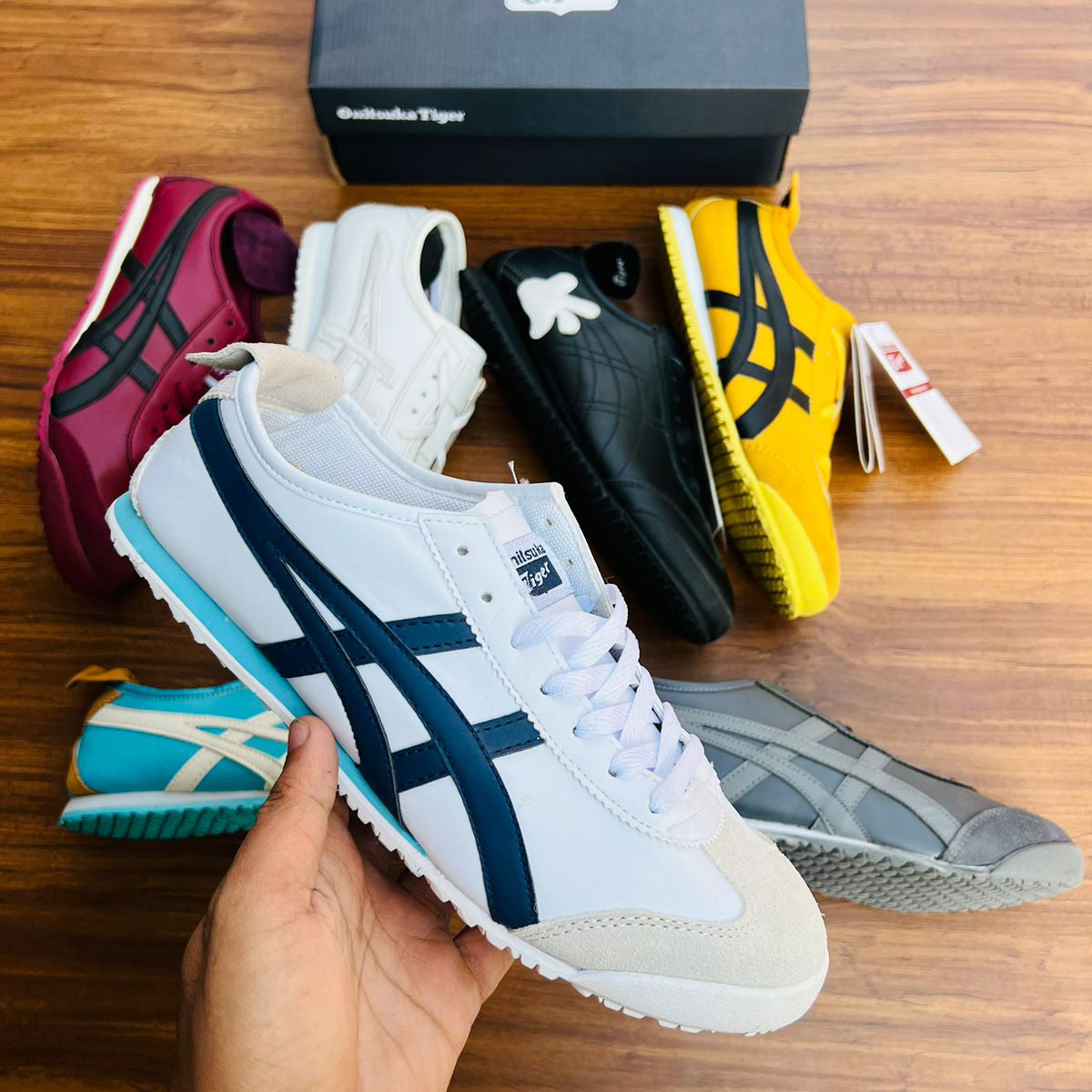 Onitsuka tiger shoes store first copy