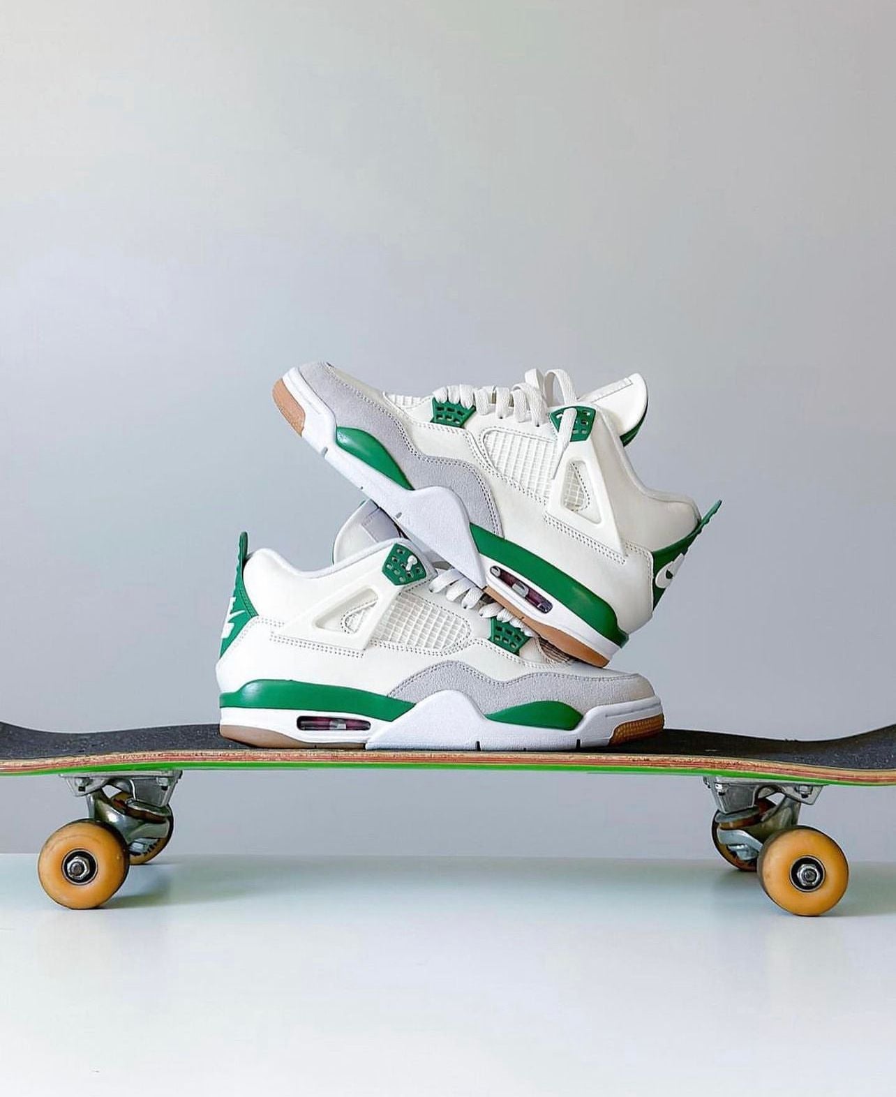 Nike Air Jordan Retro 4 SB Pine Green first copy shoes